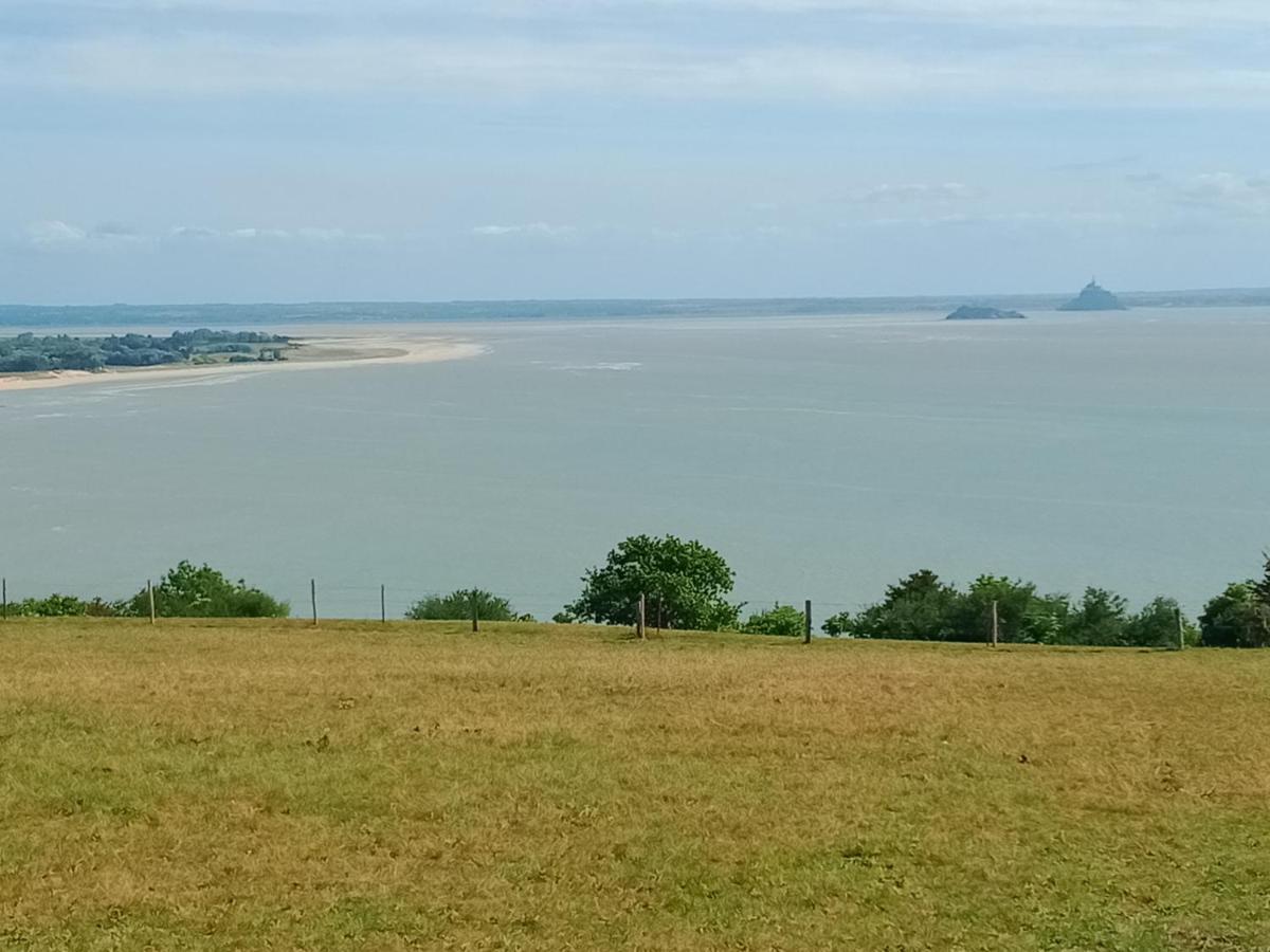 Gite Les Trefles Proche De La Plage En Baie Du Mont St Michel Carolles Exteriör bild